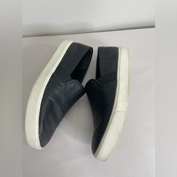 Vince Blair 5 Perforated Slip-On Sneakers in Black Retail $225 Minimalist Fall - Picture 4 of 8